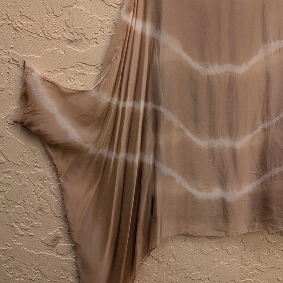 Bella France Top Sheer with Underlay Beige White Mid-Sleeve - Picture 6 of 15